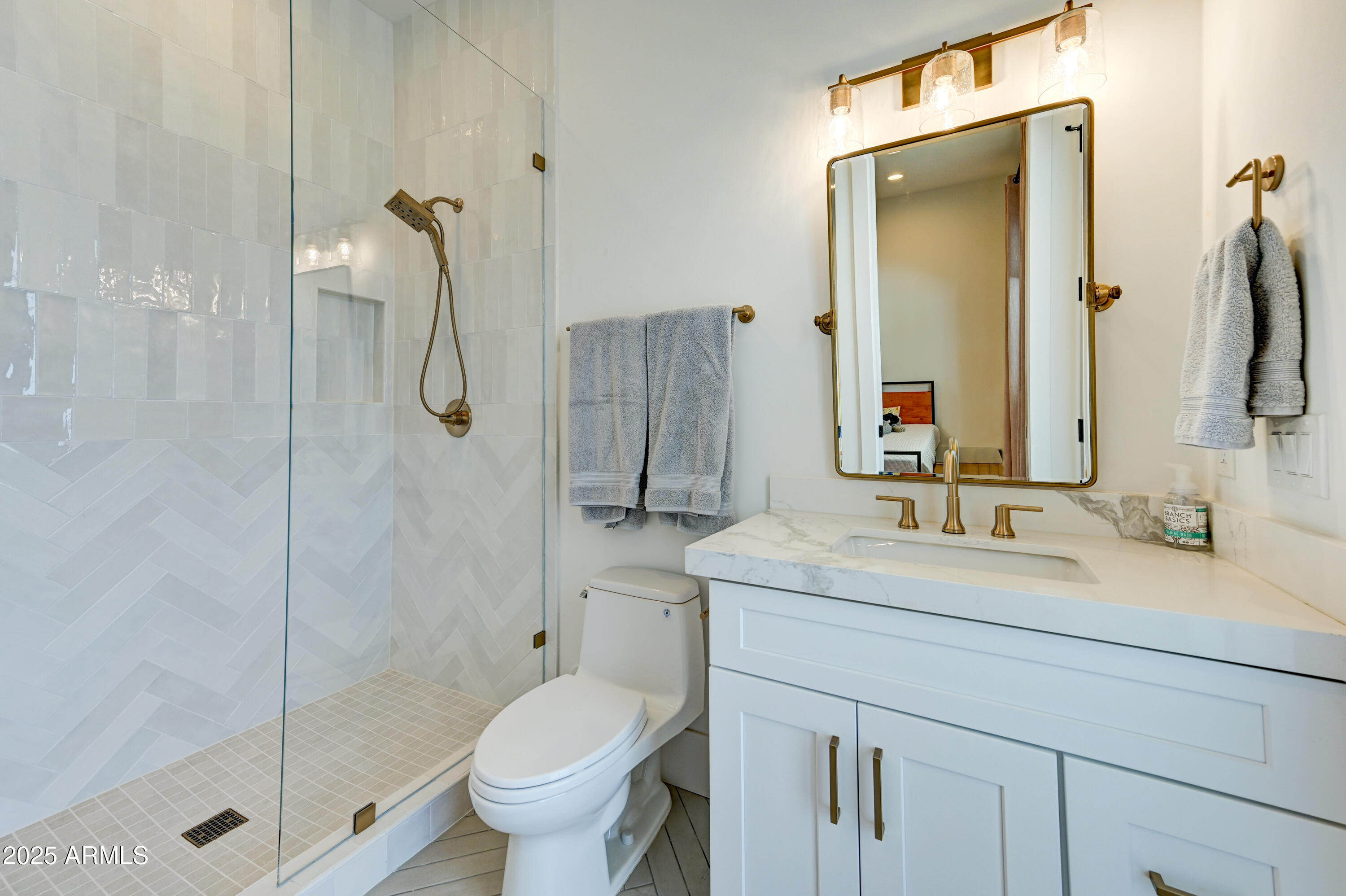 AVANT 1 UNIT 2 - Residential