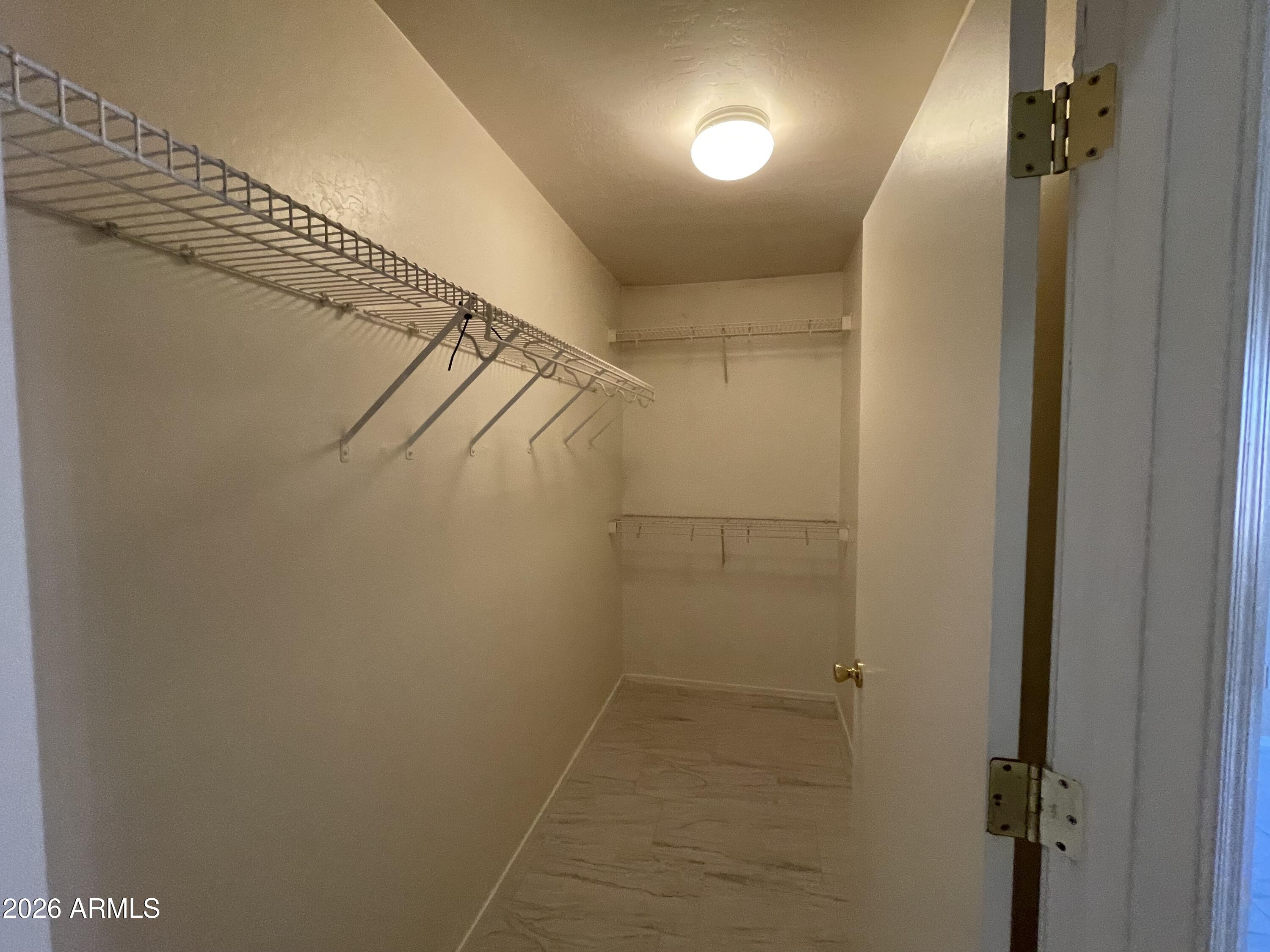 PARK MEADOWS - Residential Lease