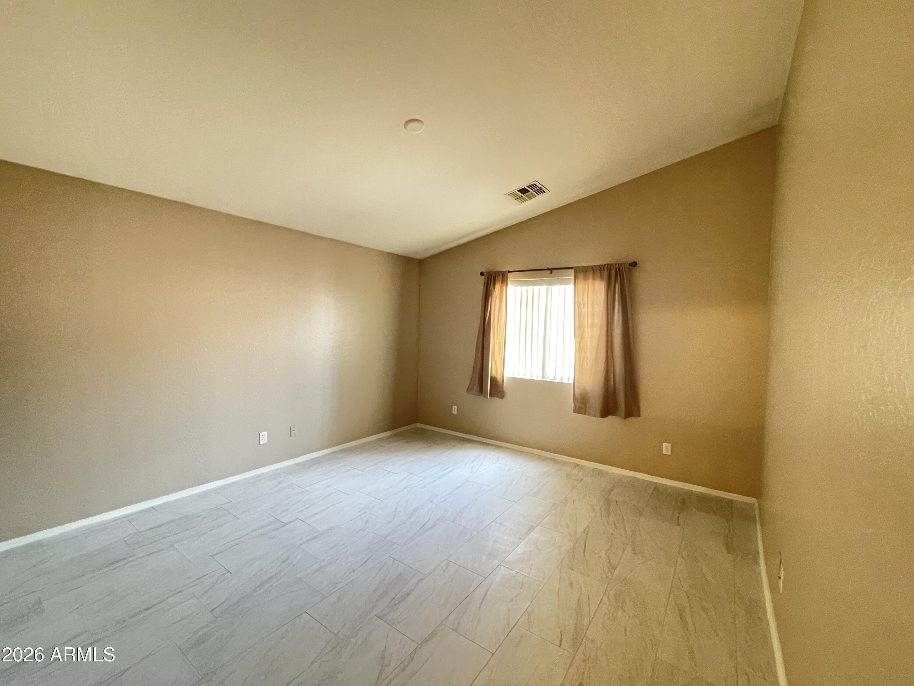 PARK MEADOWS - Residential Lease