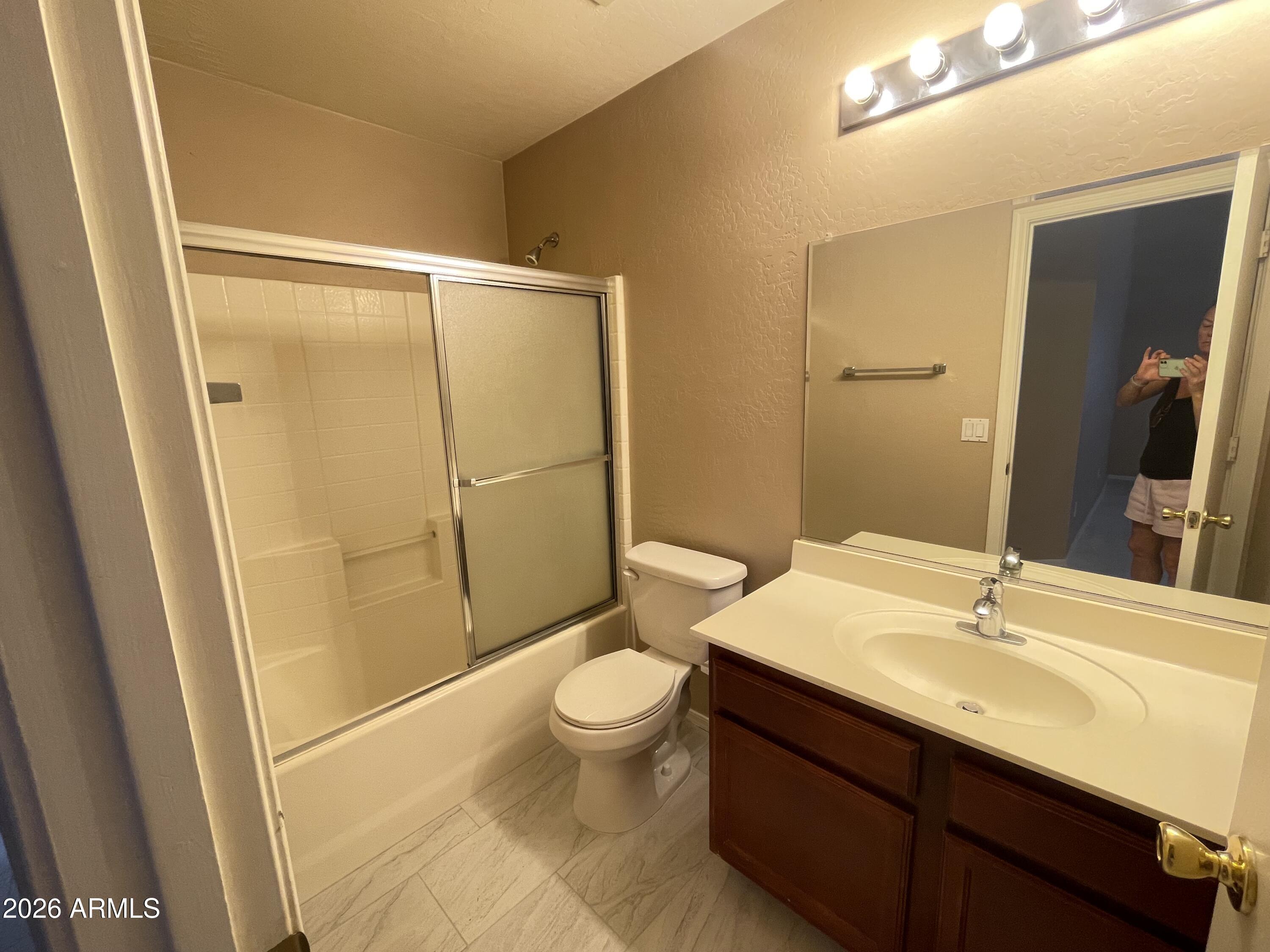 PARK MEADOWS - Residential Lease