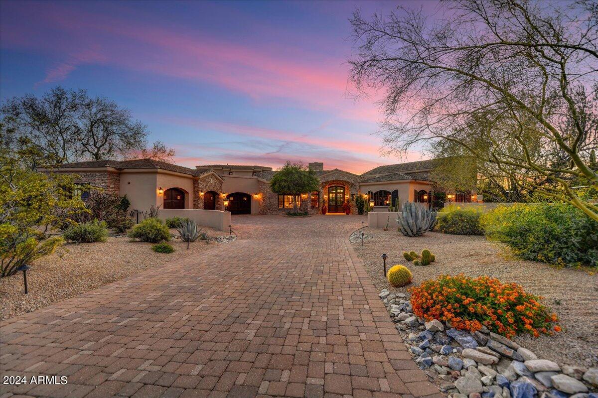 DESERT HIGHLANDS - Residential