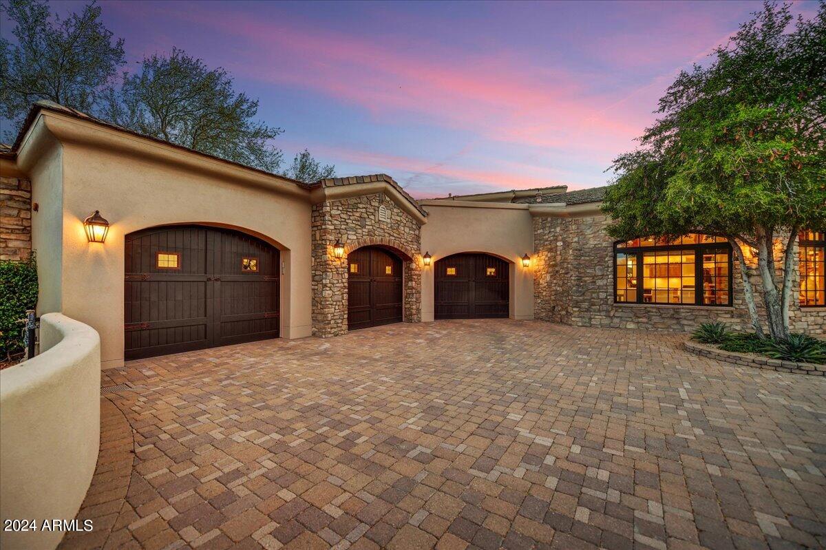 DESERT HIGHLANDS - Residential