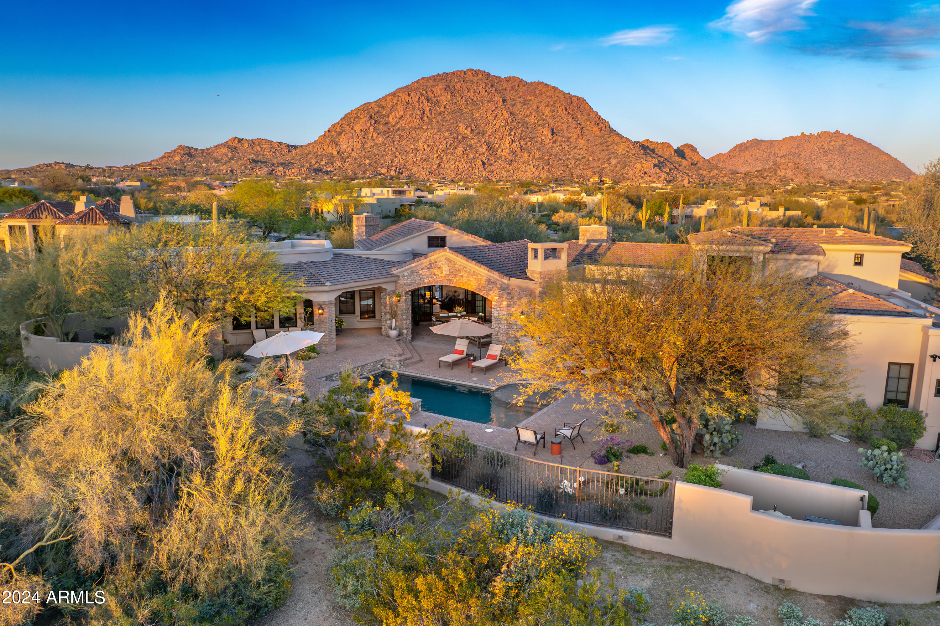 DESERT HIGHLANDS - Residential