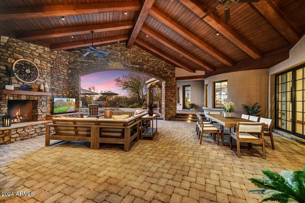 DESERT HIGHLANDS - Residential