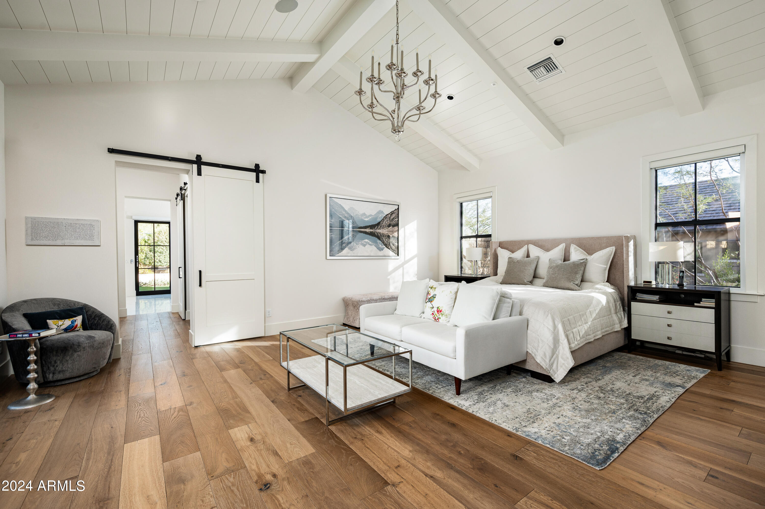 WHITE HORSE - Residential