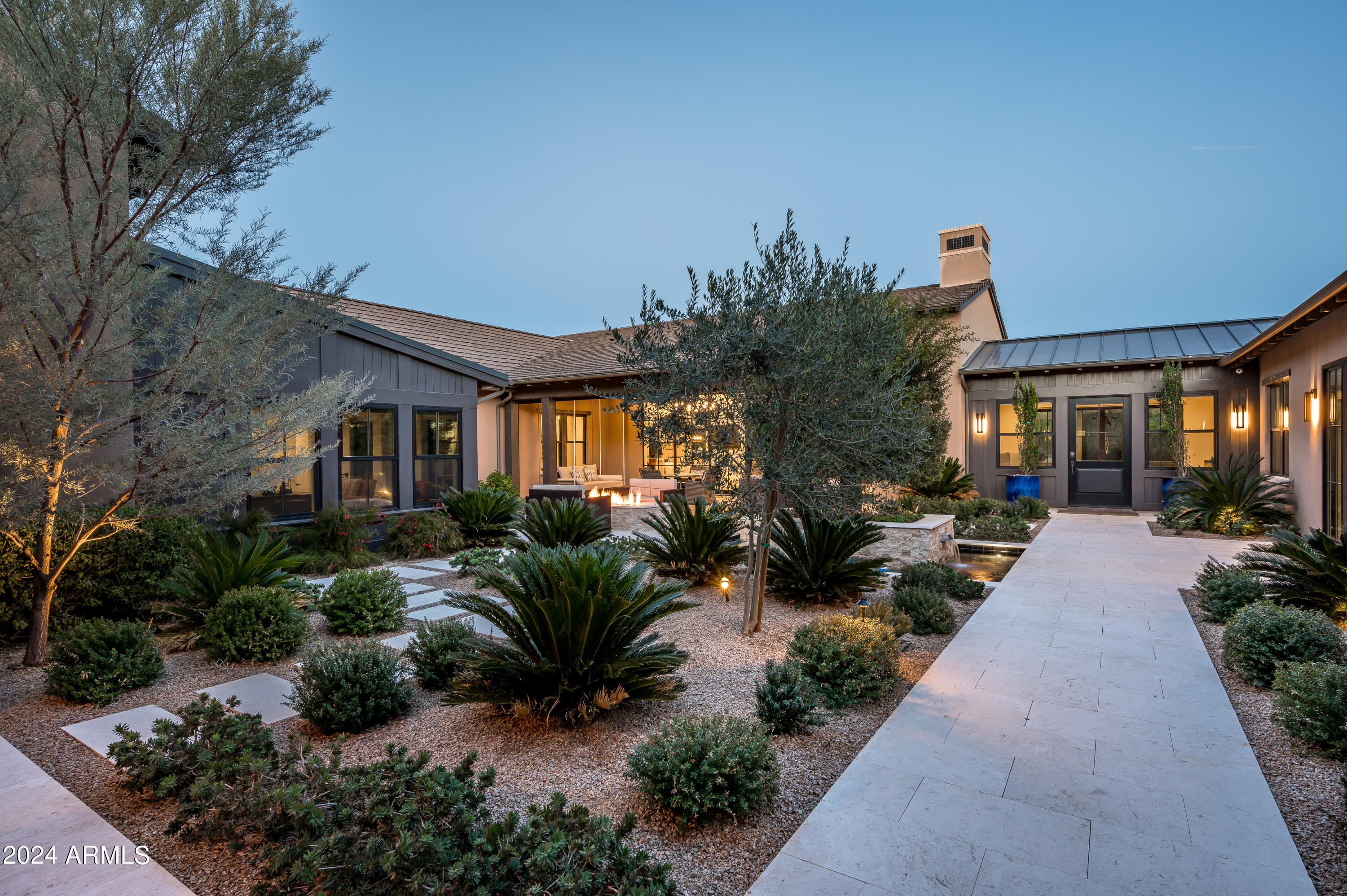 WHITE HORSE - Residential