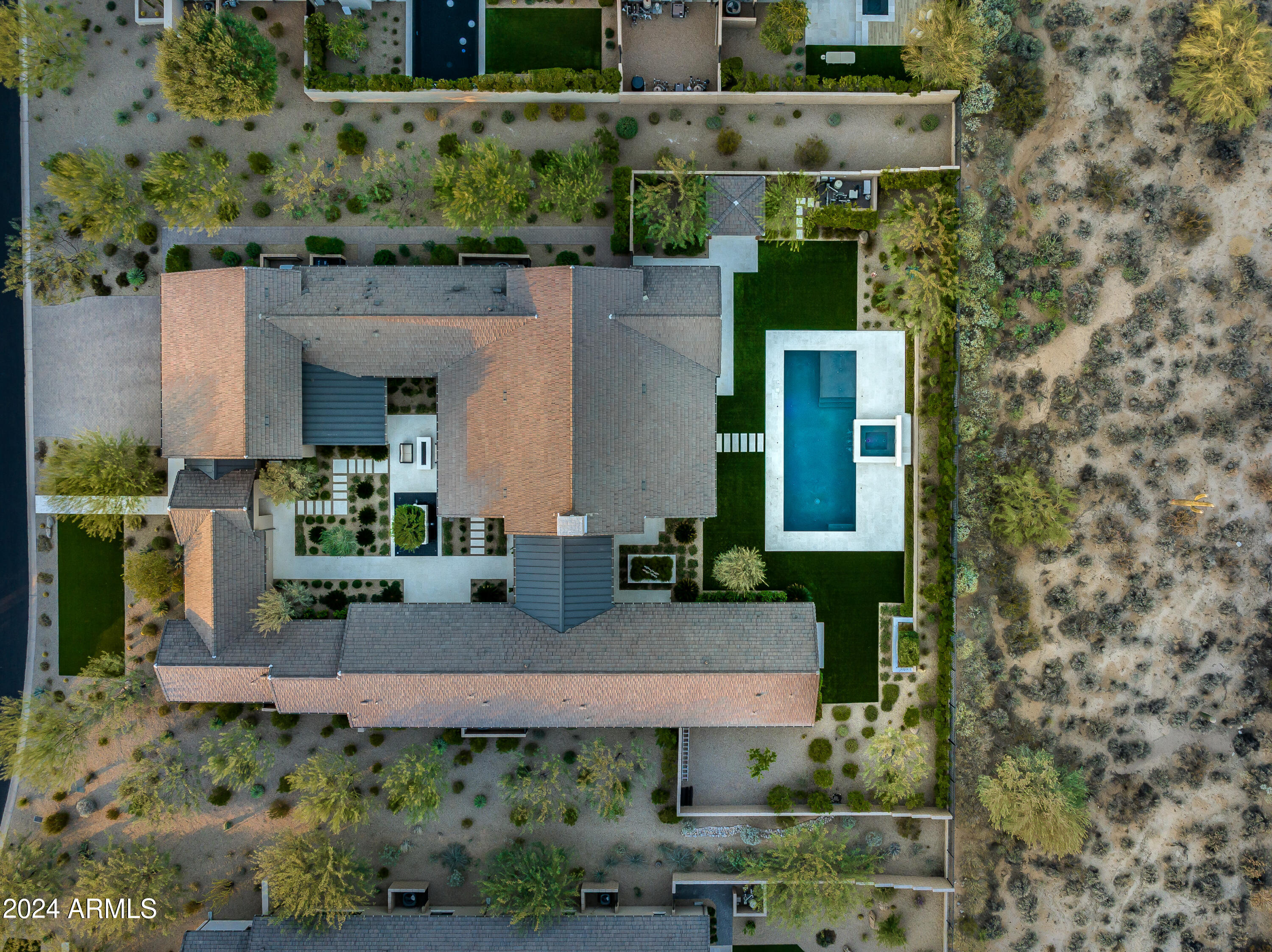WHITE HORSE - Residential