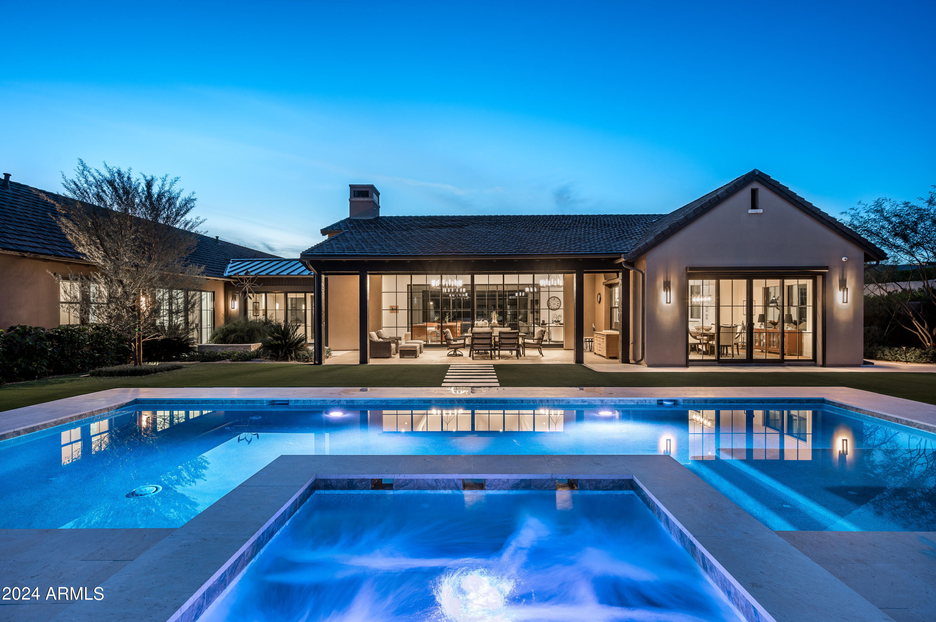 WHITE HORSE - Residential
