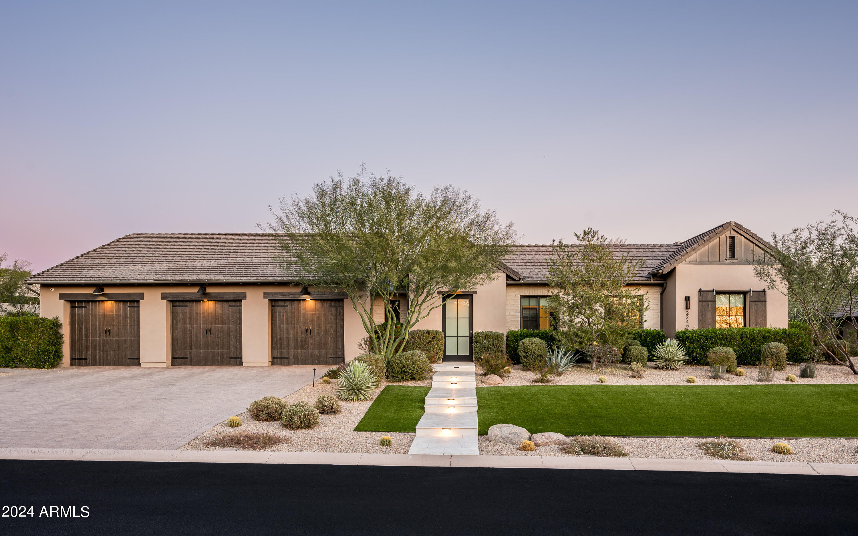 WHITE HORSE - Residential