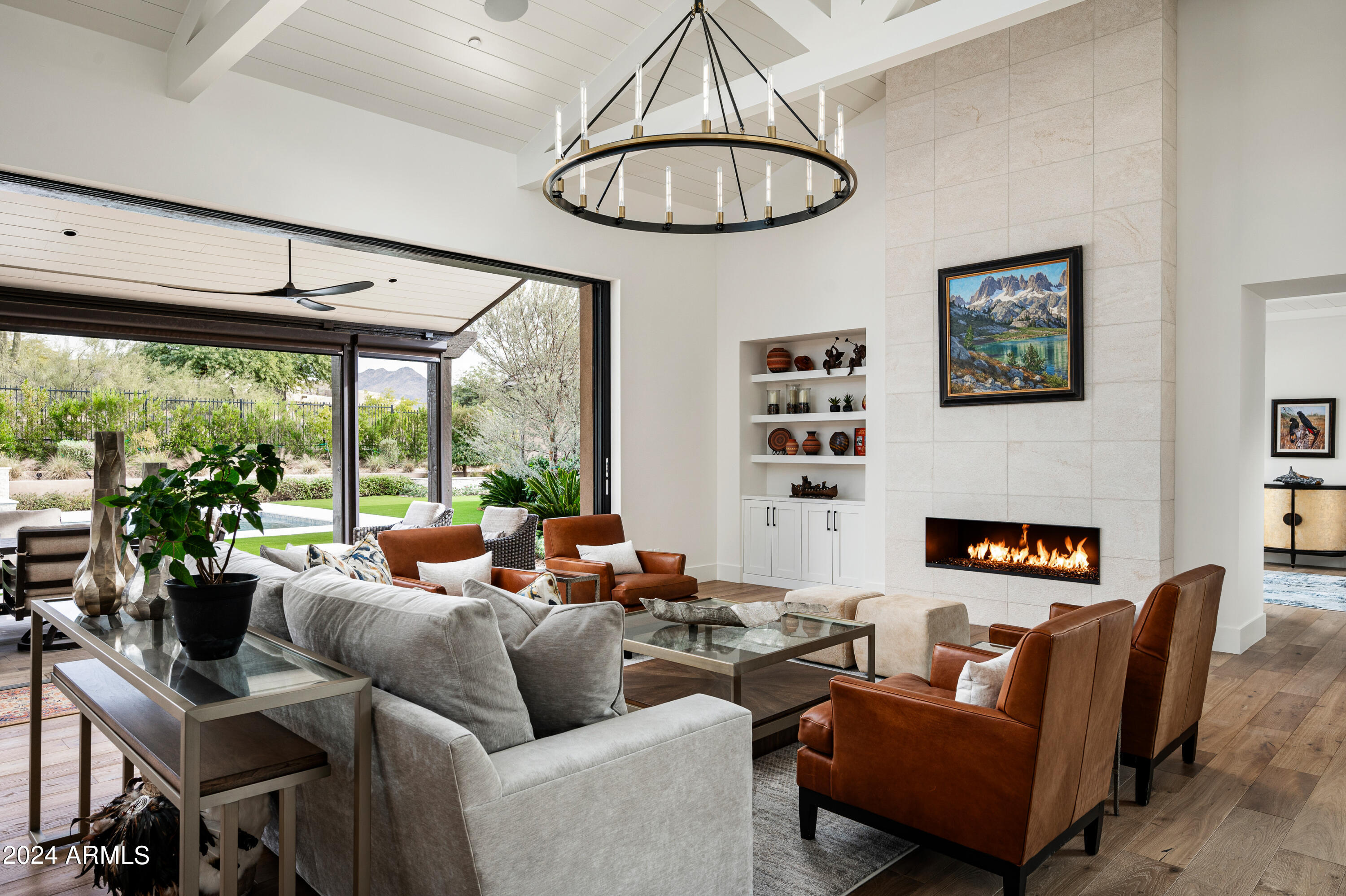 WHITE HORSE - Residential