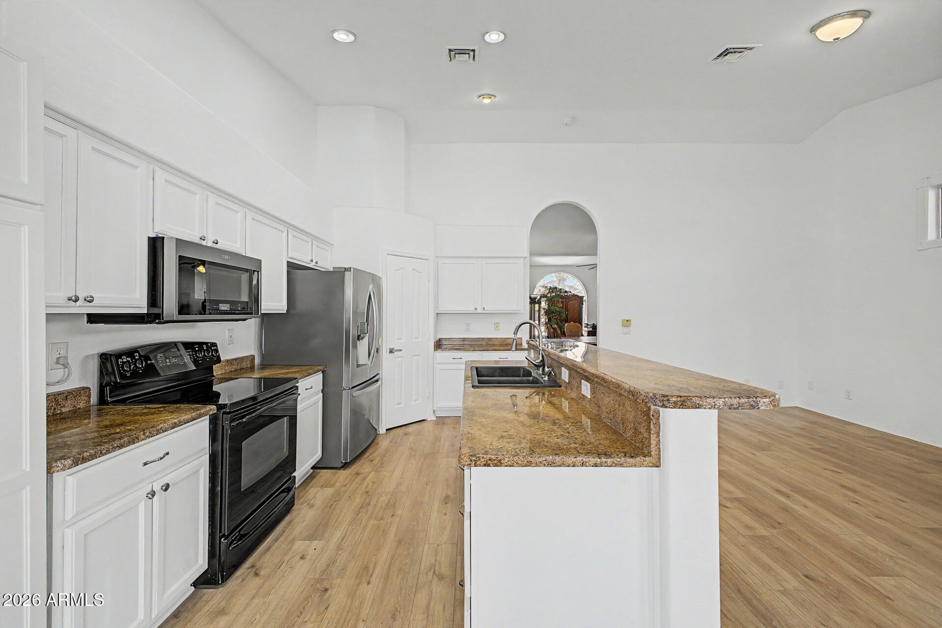 MERIDIAN HILLS UNIT 2 - Residential