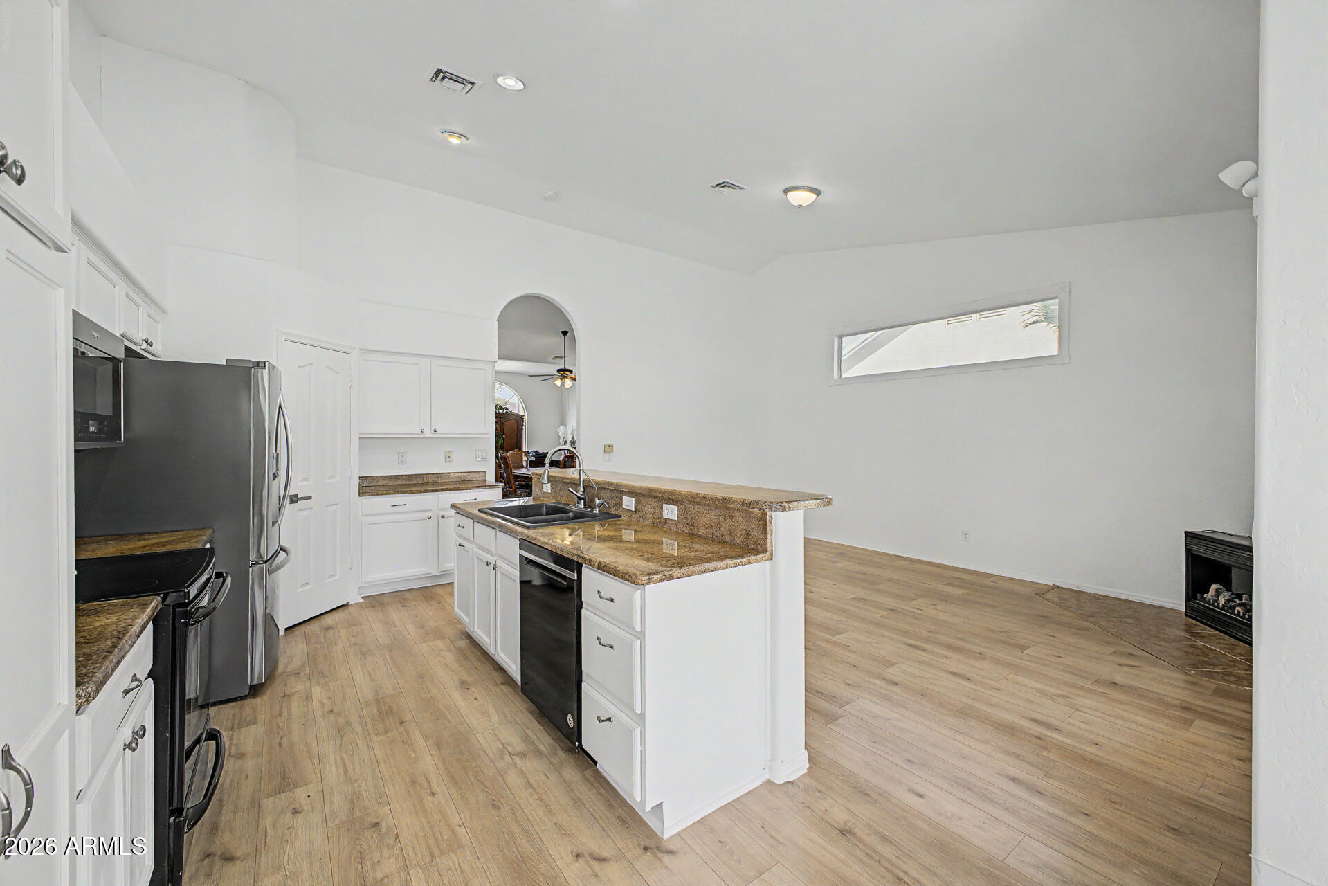 MERIDIAN HILLS UNIT 2 - Residential
