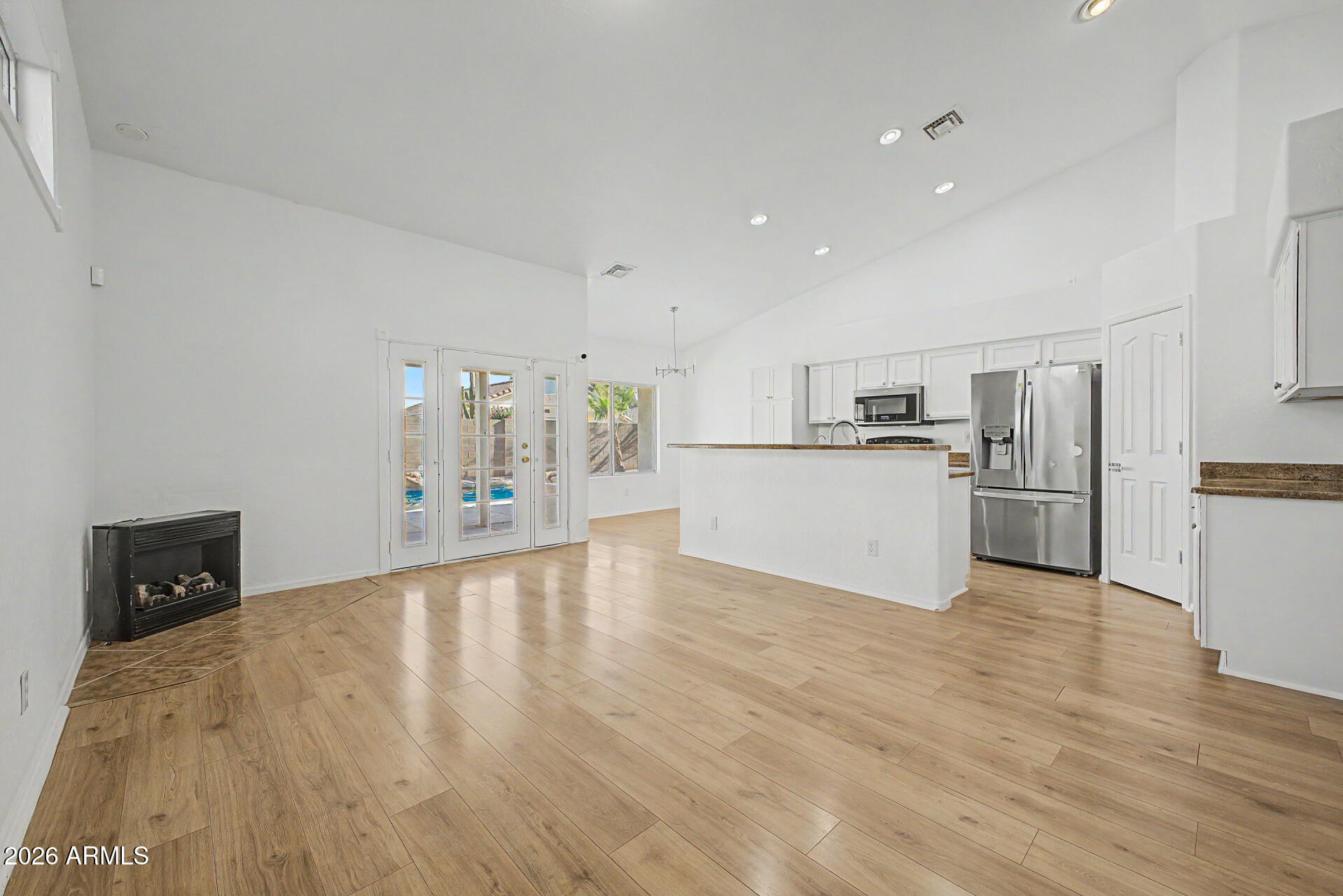 MERIDIAN HILLS UNIT 2 - Residential