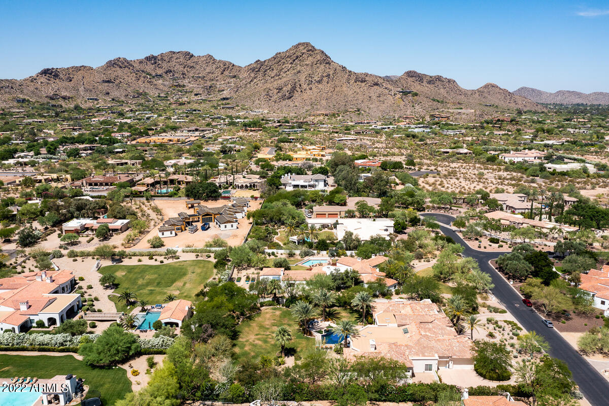CINCO SERROS LOTS 9 & 10 - Residential