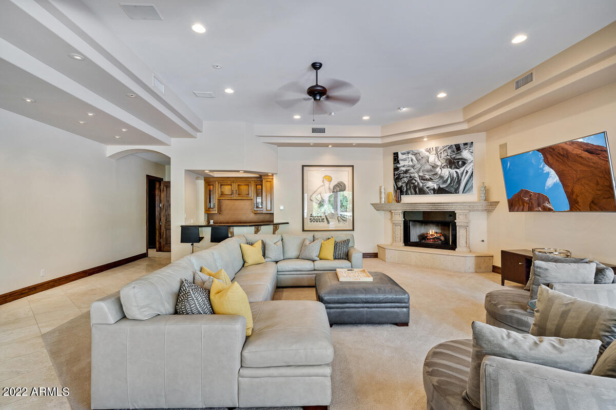CINCO SERROS LOTS 9 & 10 - Residential