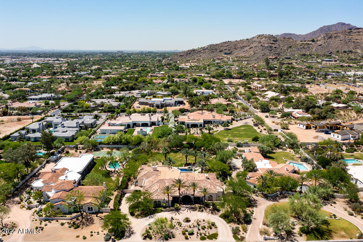 CINCO SERROS LOTS 9 & 10 - Residential