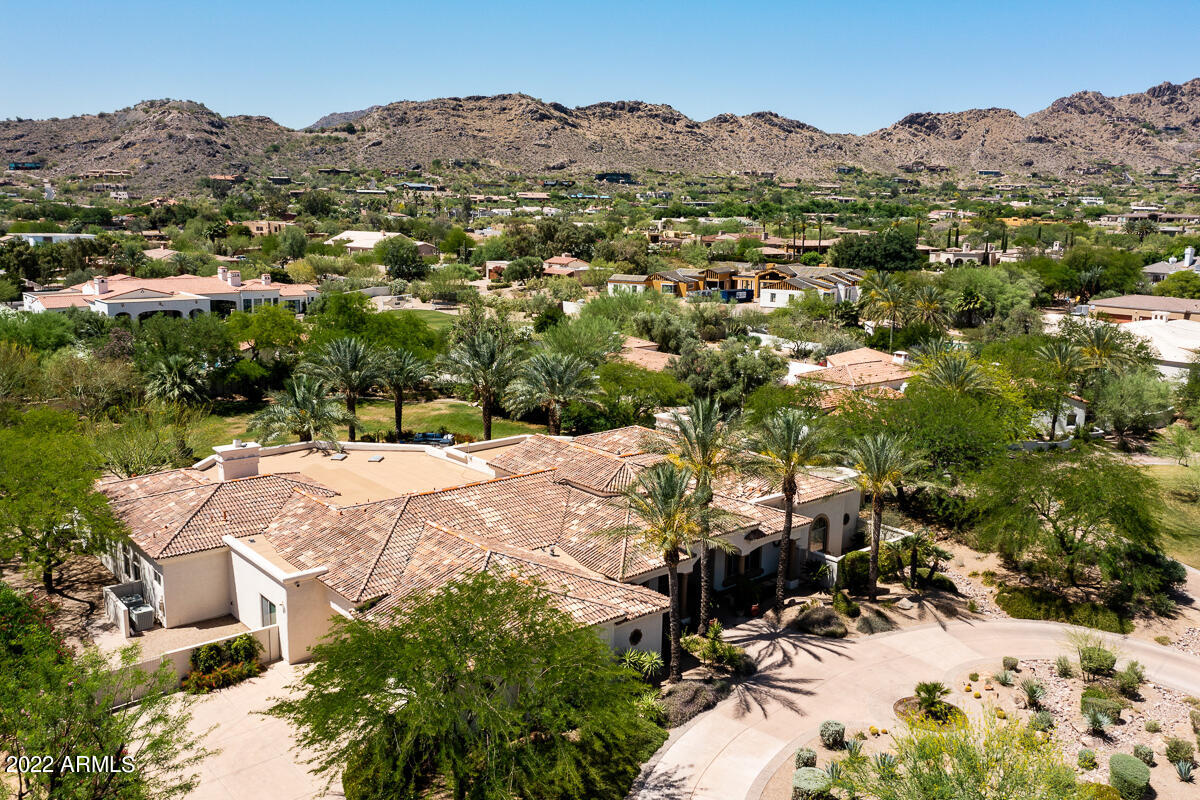 CINCO SERROS LOTS 9 & 10 - Residential