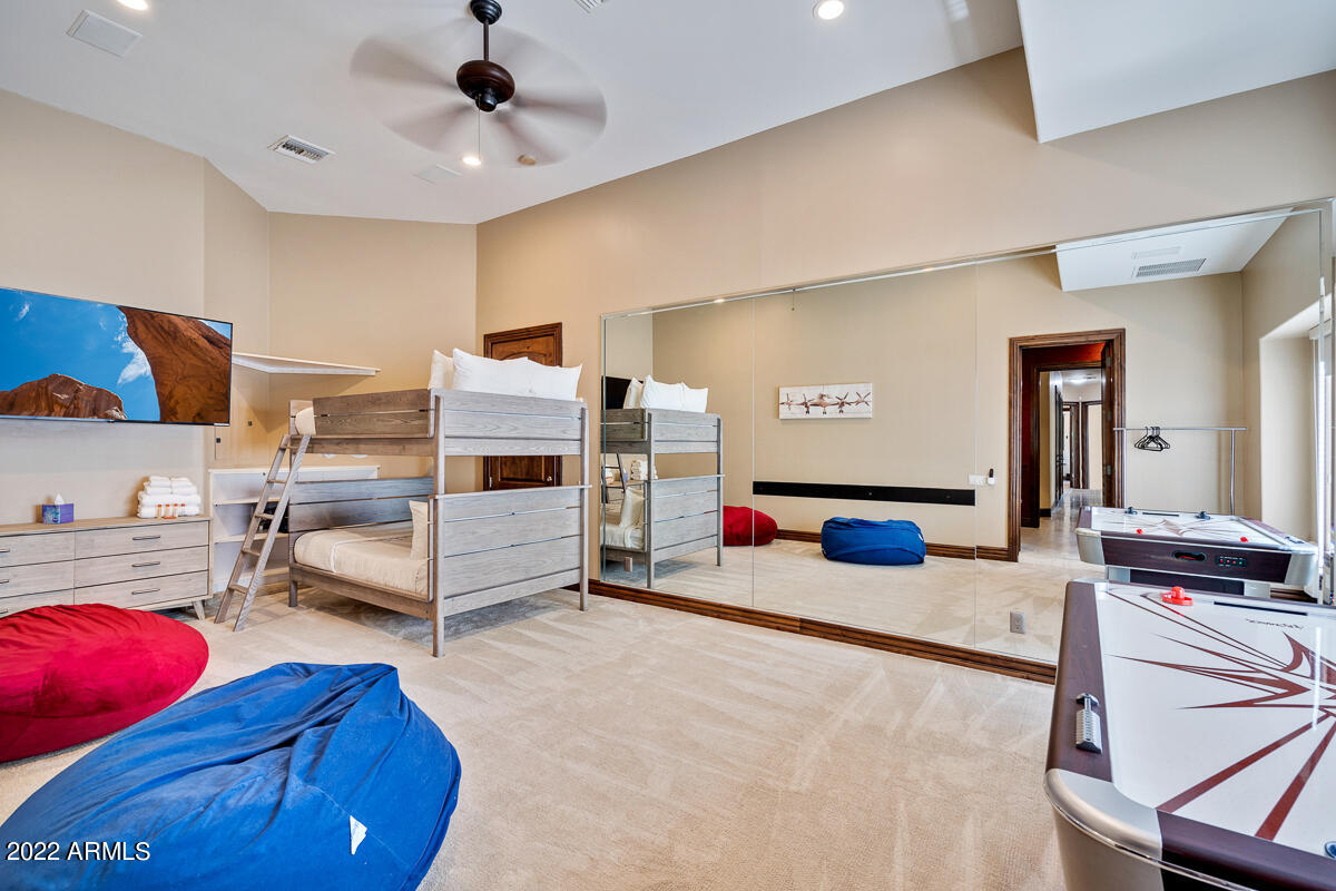 CINCO SERROS LOTS 9 & 10 - Residential