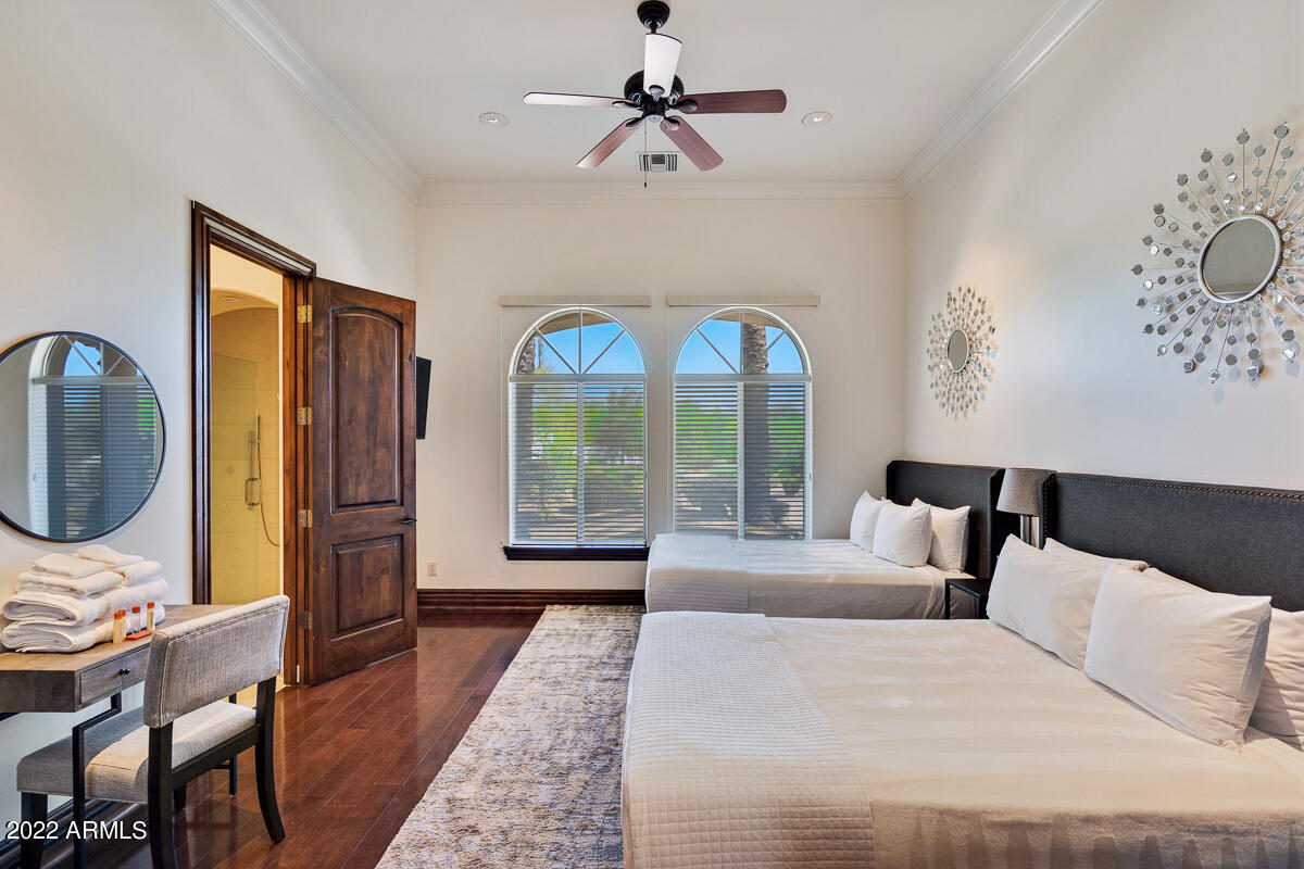 CINCO SERROS LOTS 9 & 10 - Residential