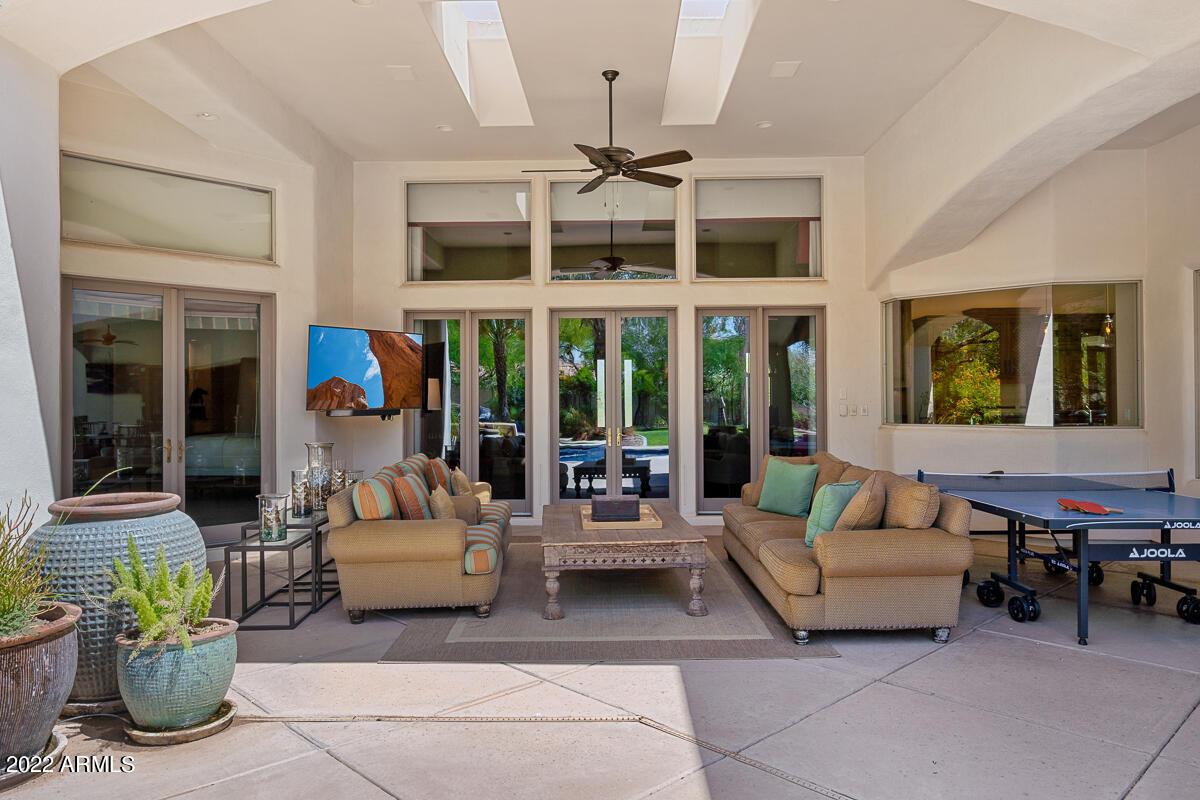 CINCO SERROS LOTS 9 & 10 - Residential