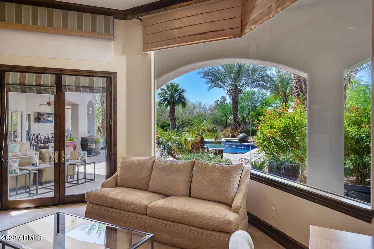 CINCO SERROS LOTS 9 & 10 - Residential