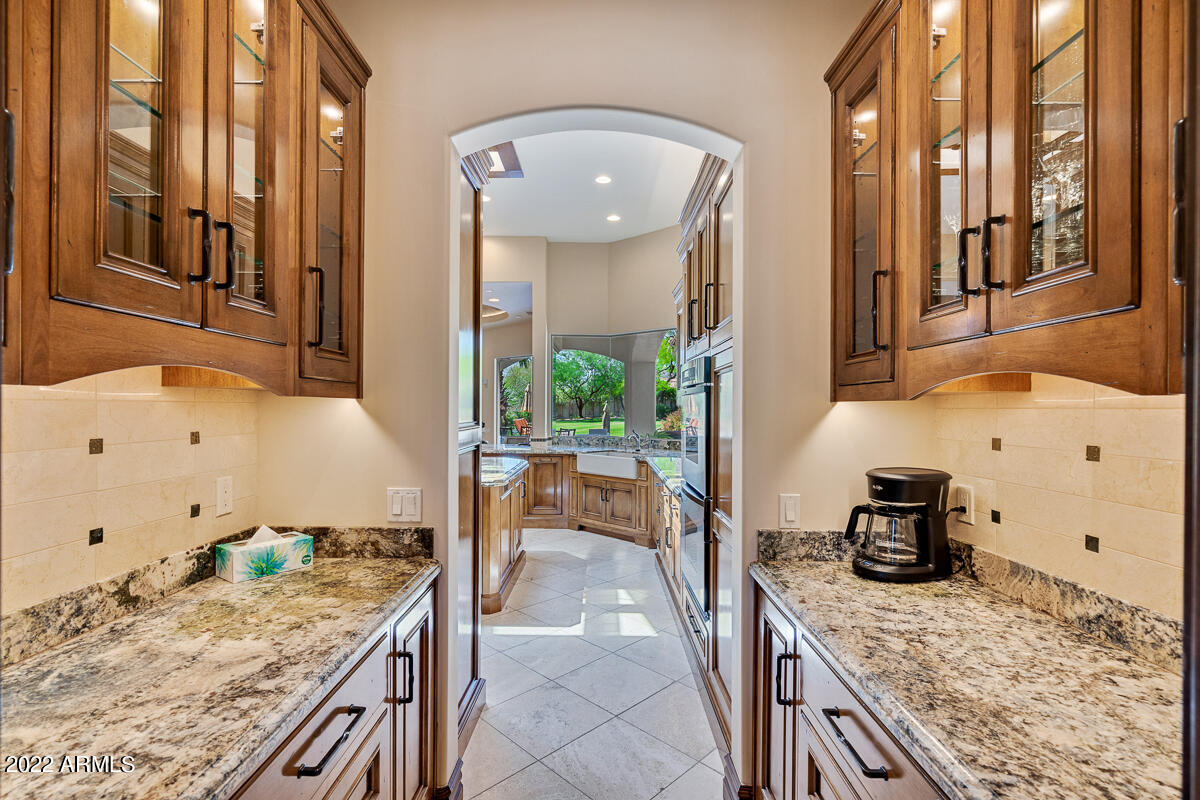 CINCO SERROS LOTS 9 & 10 - Residential