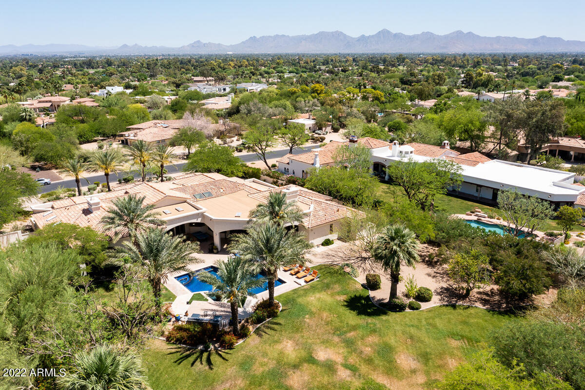 CINCO SERROS LOTS 9 & 10 - Residential