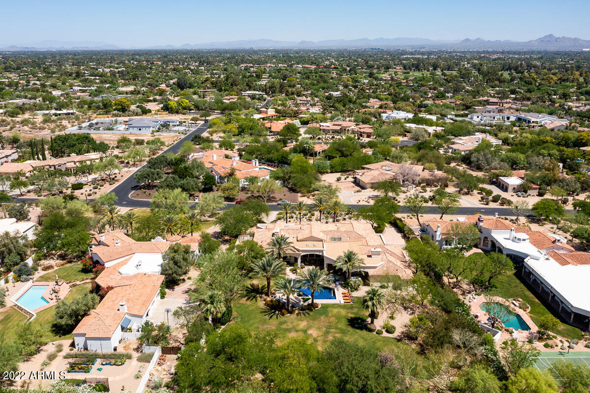 CINCO SERROS LOTS 9 & 10 - Residential