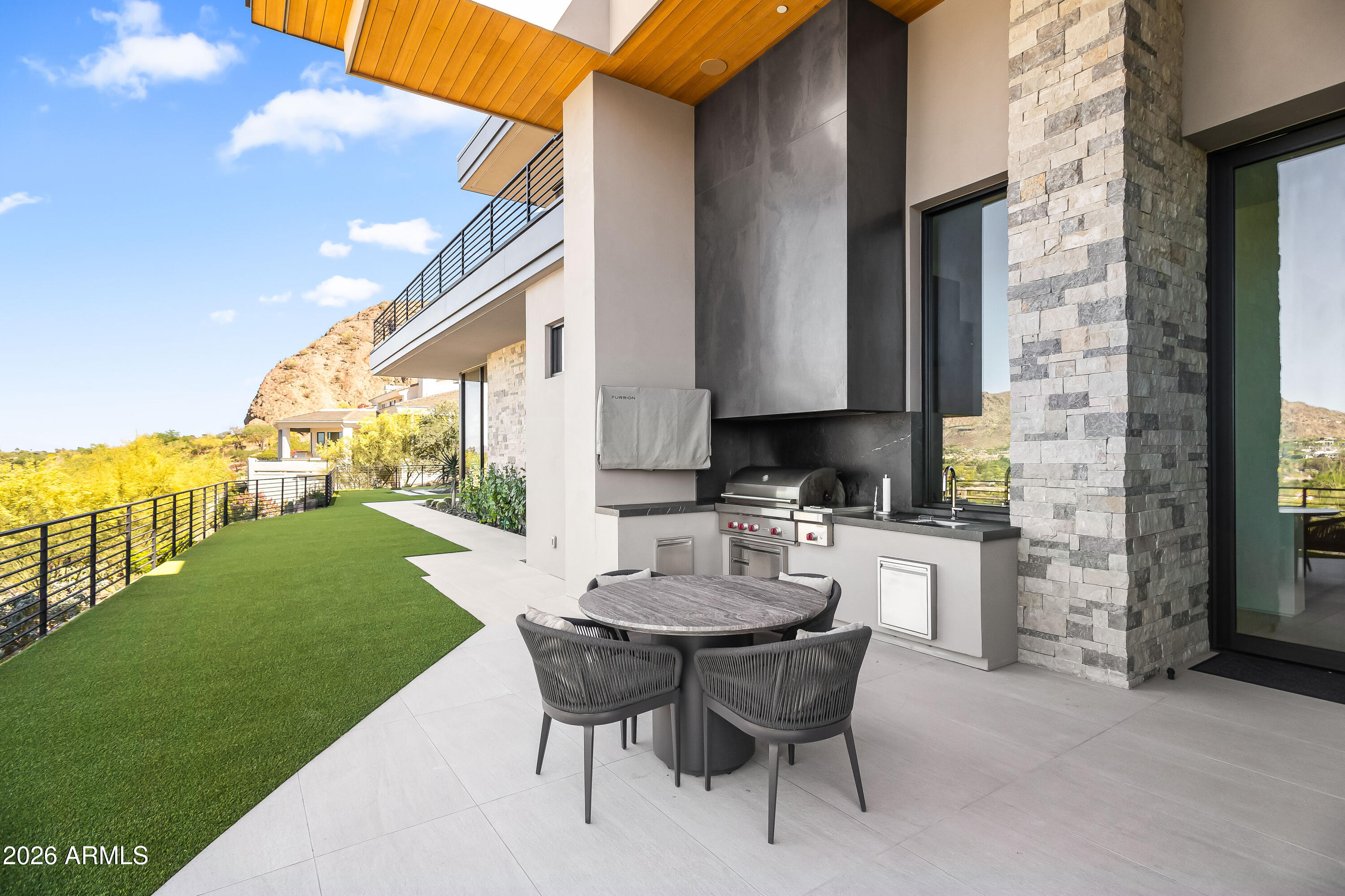MIRADOR - Residential
