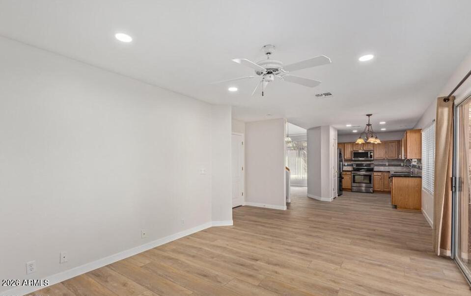 LA CRESTA TWO - Residential Lease