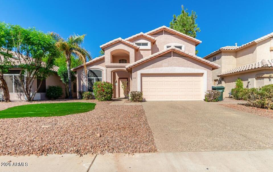 LA CRESTA TWO - Residential Lease