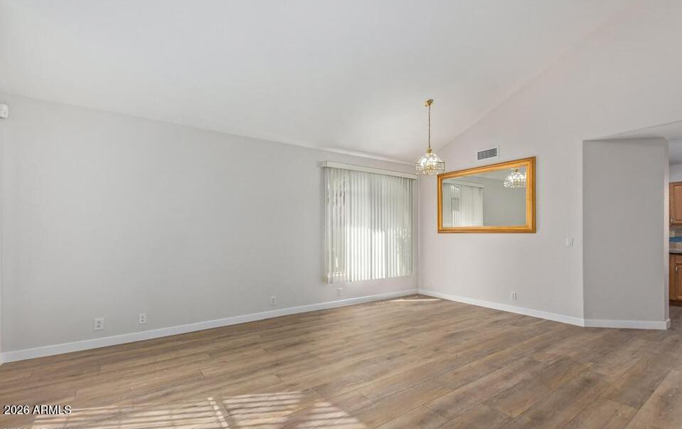 LA CRESTA TWO - Residential Lease