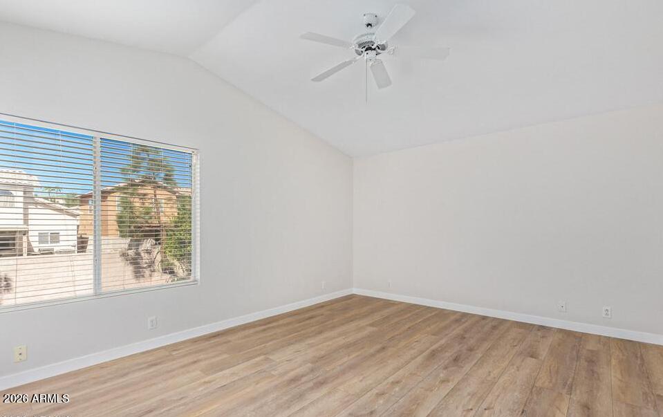 LA CRESTA TWO - Residential Lease