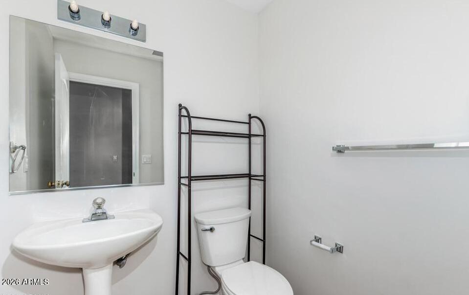 LA CRESTA TWO - Residential Lease