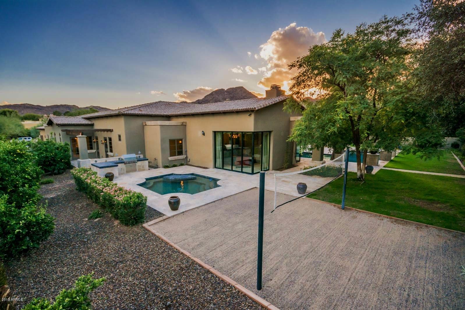 BRET HILLS - Residential