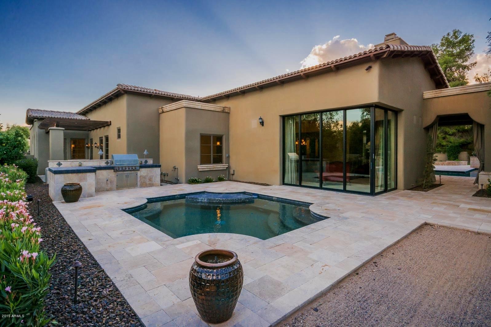 BRET HILLS - Residential