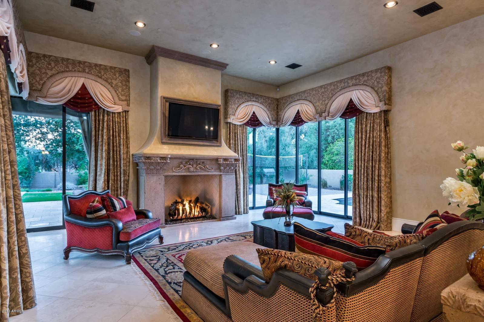 BRET HILLS - Residential