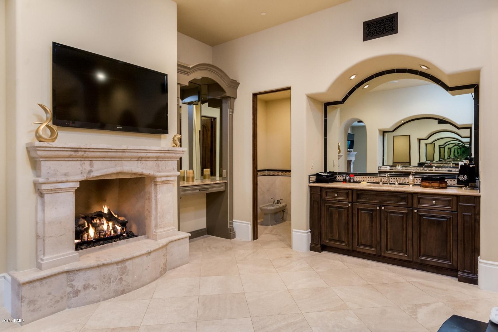 BRET HILLS - Residential