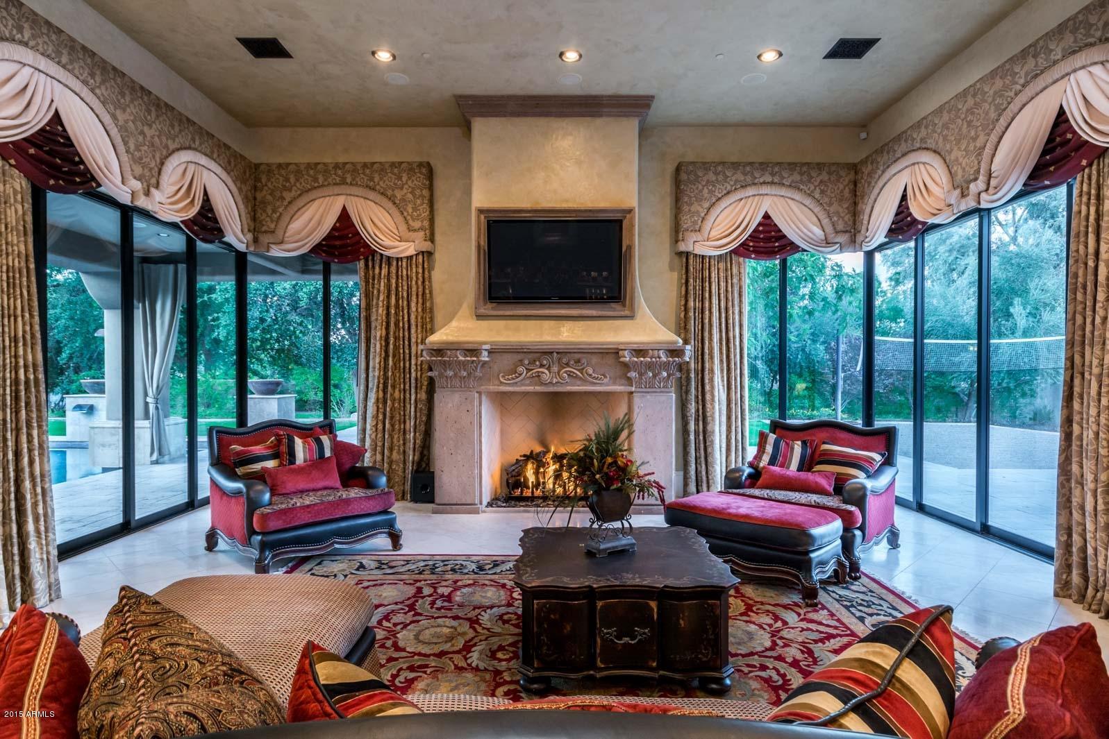 BRET HILLS - Residential