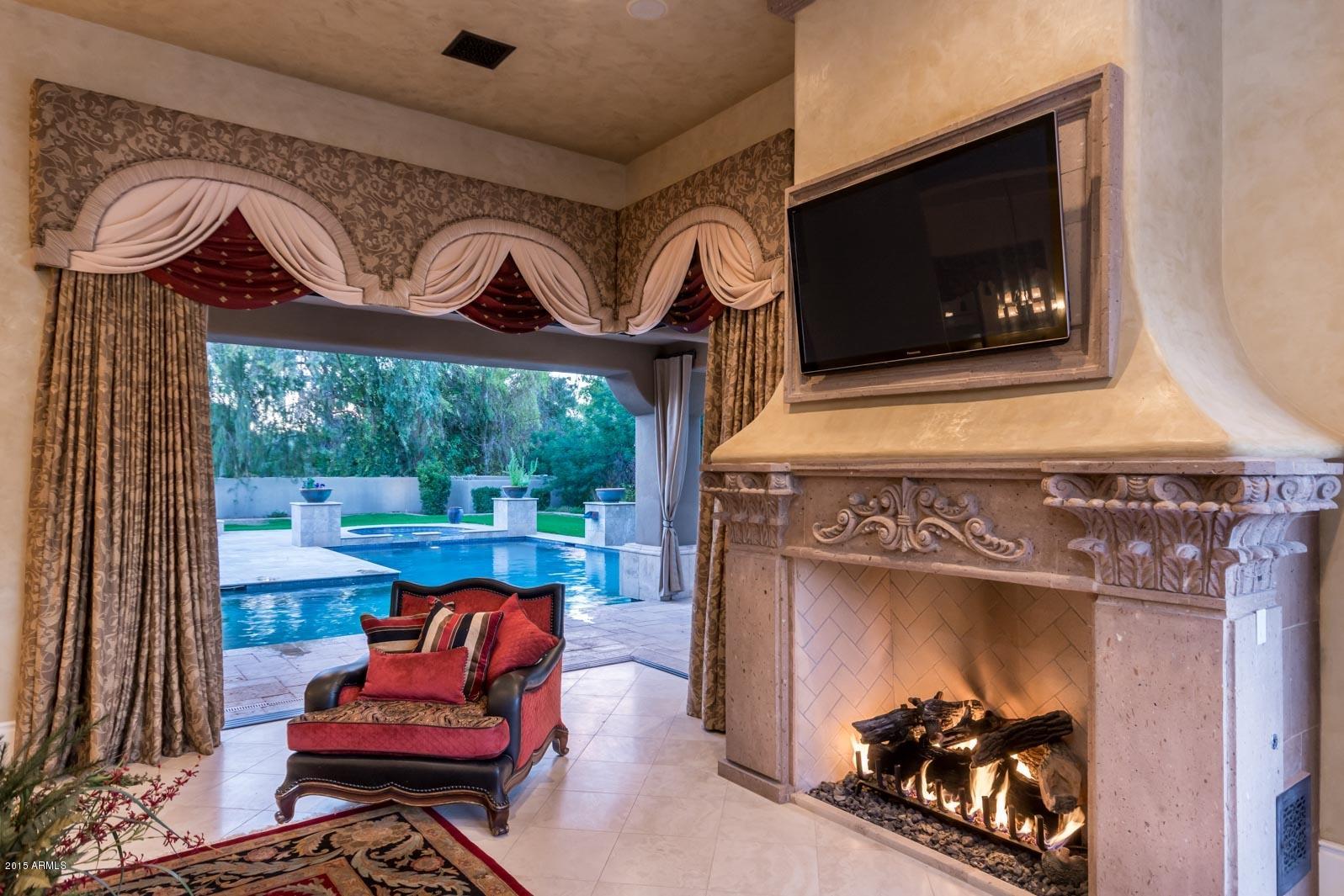 BRET HILLS - Residential
