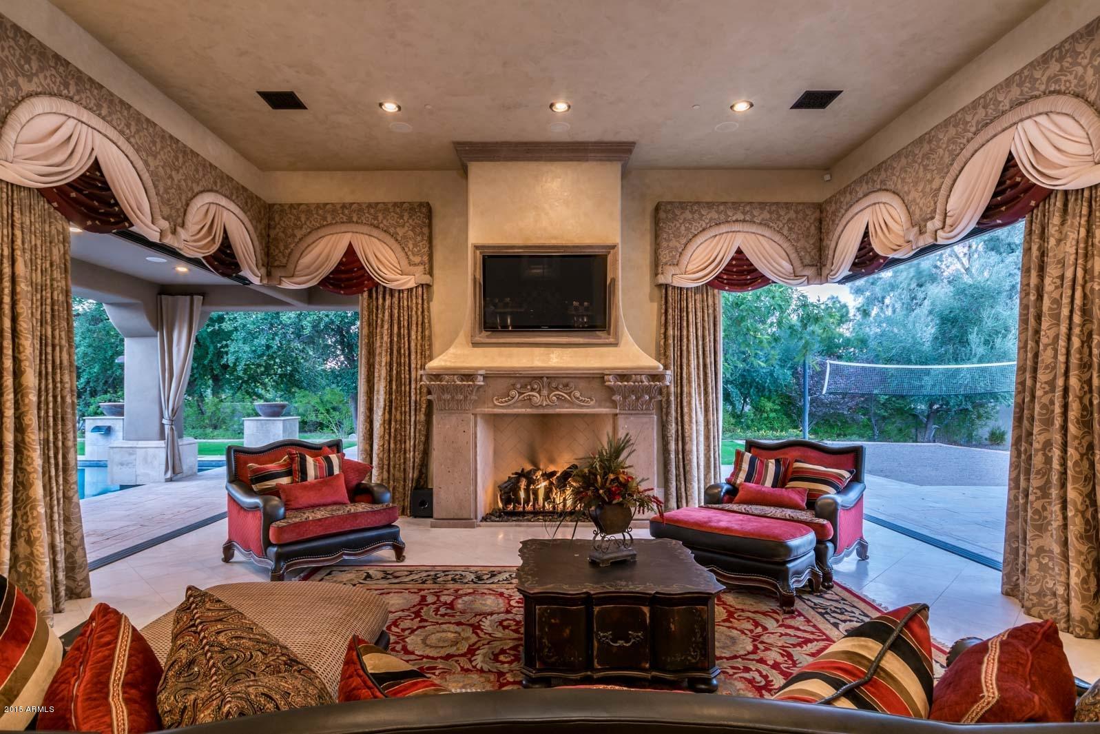 BRET HILLS - Residential