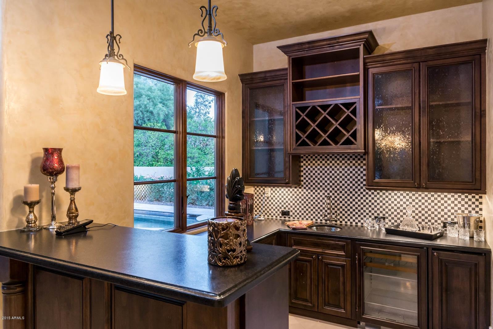 BRET HILLS - Residential