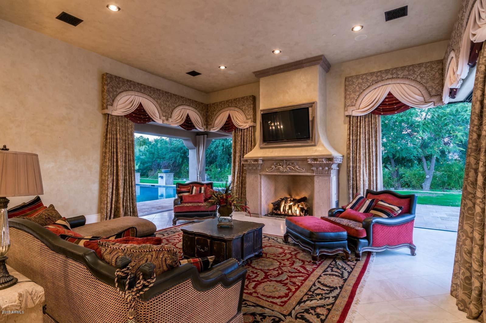 BRET HILLS - Residential