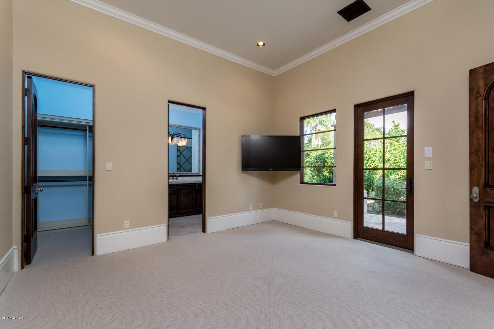 BRET HILLS - Residential