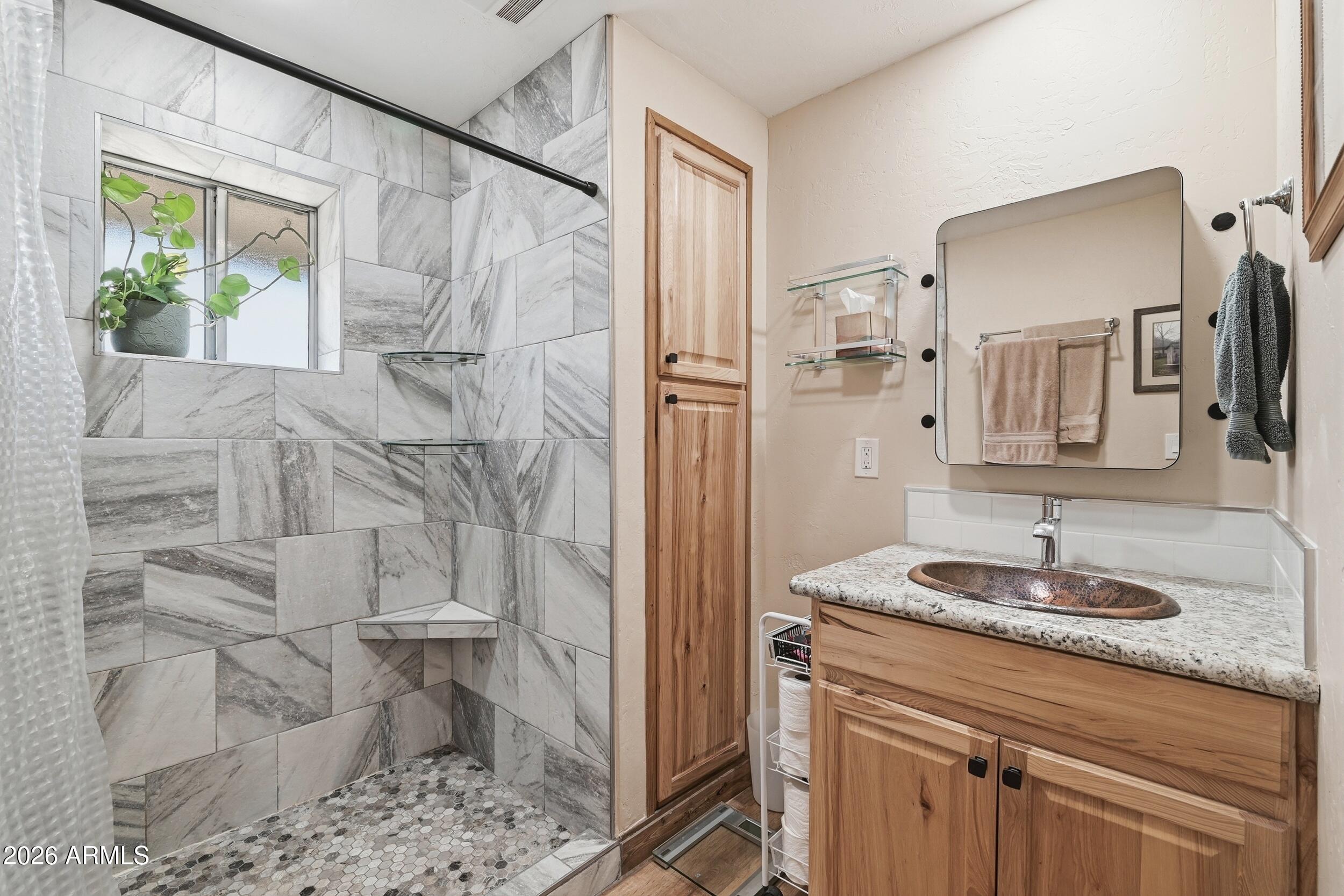 RANCHO DEL TONTO LOT1 RESUB 2 TRACT I - Residential