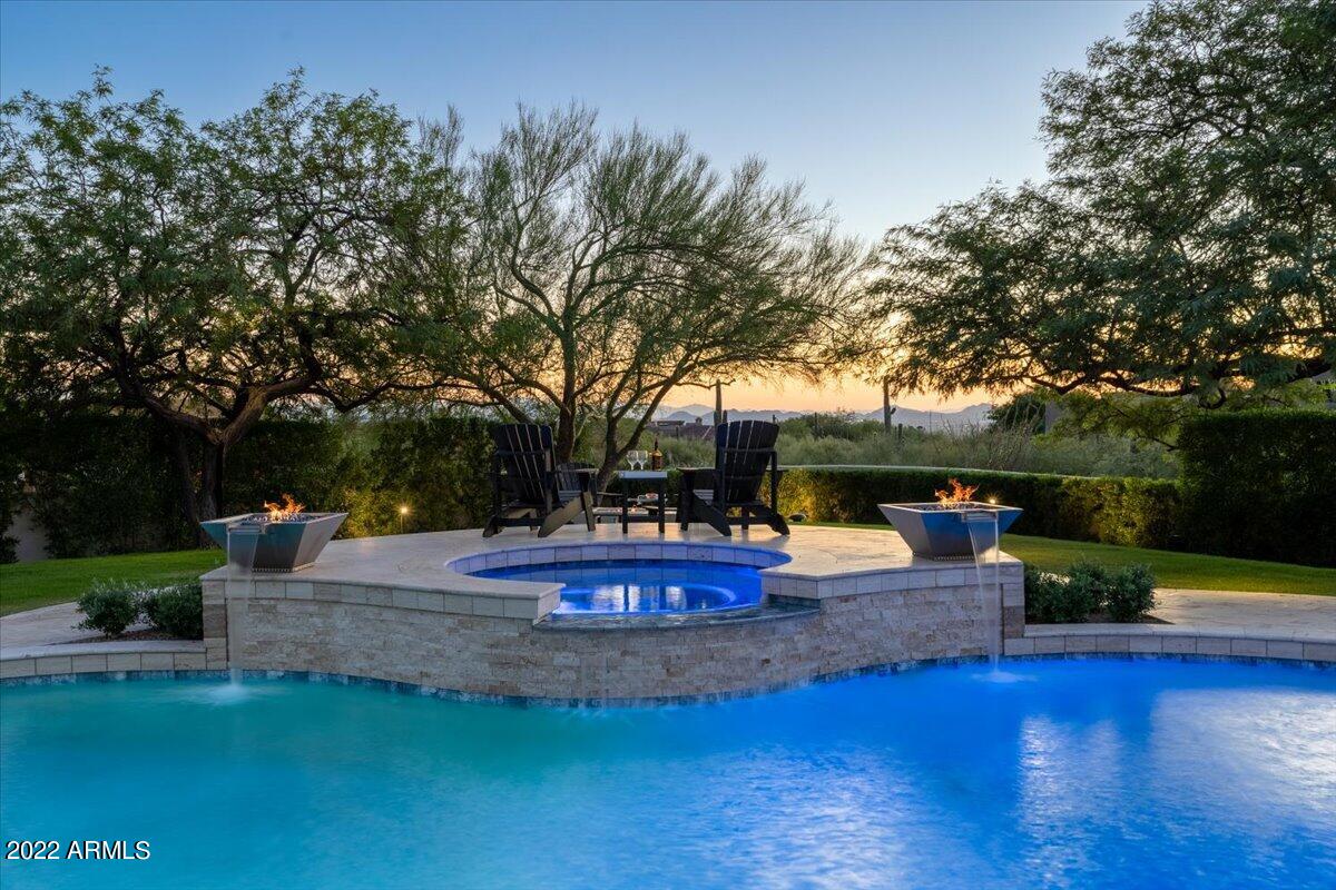 LADERA VISTA - Residential