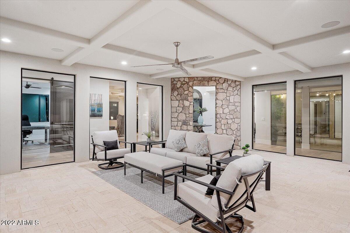 LADERA VISTA - Residential