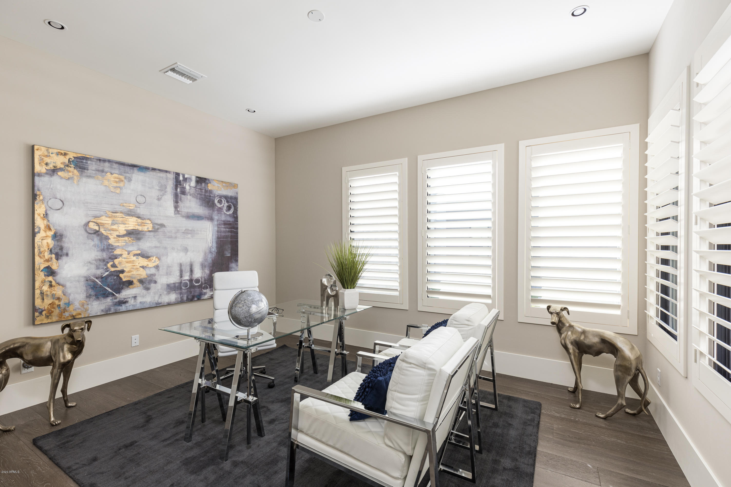 WHITE HORSE - Residential