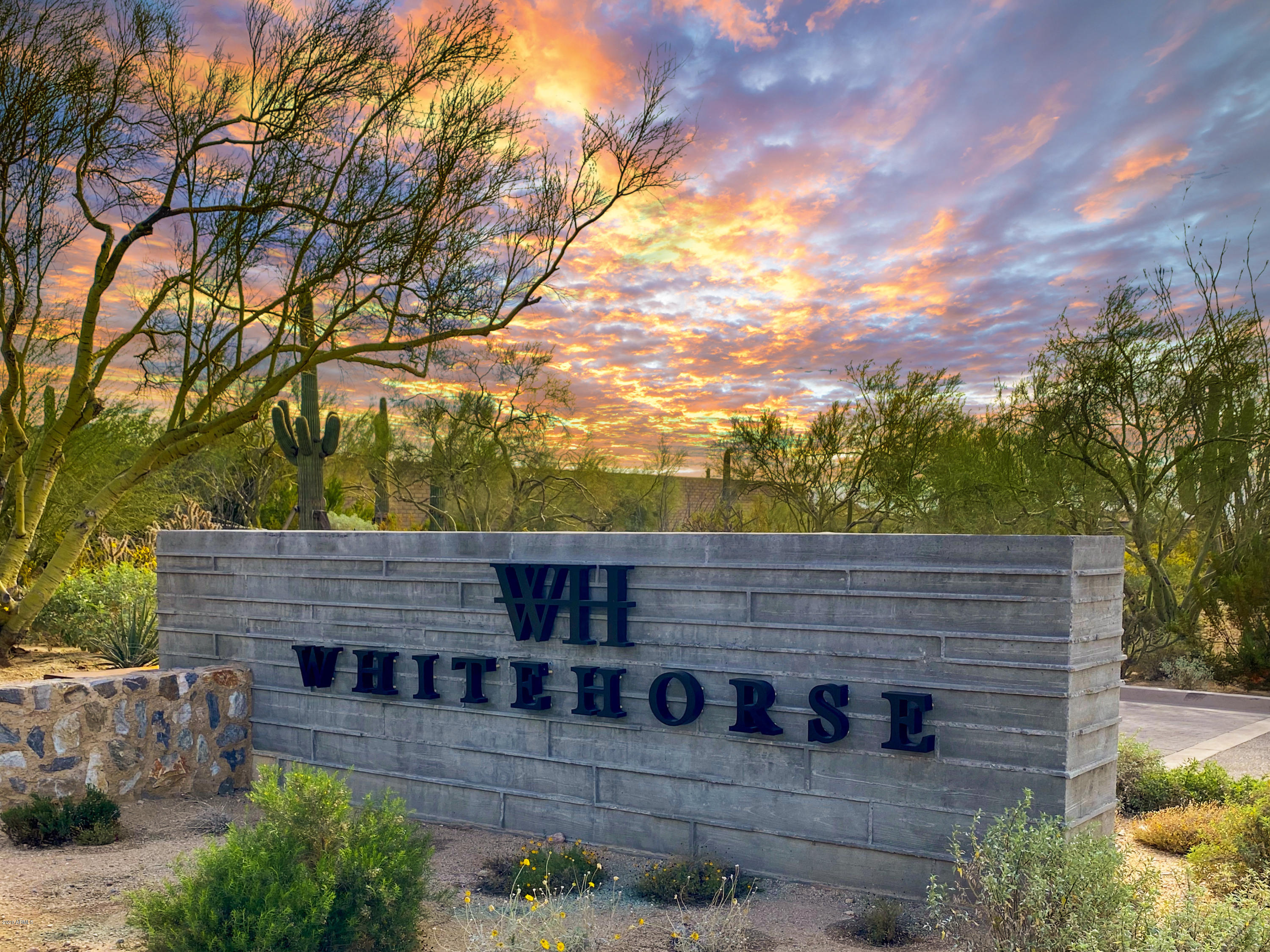 WHITE HORSE - Residential