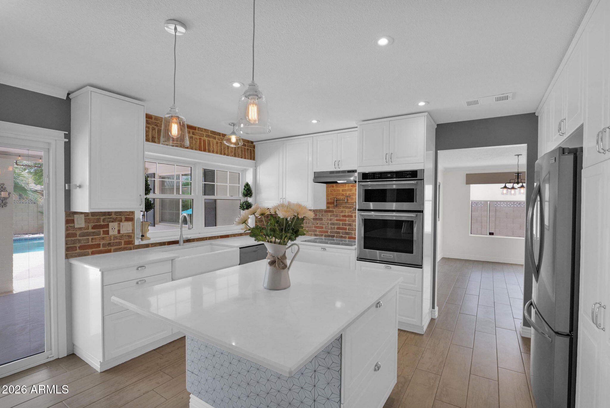 CONTINENTAL EAST 2 - Residential